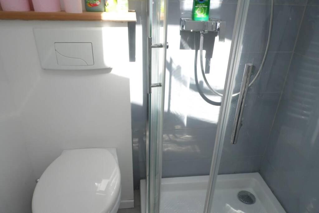 Doue-en-Anjou Maisonnette Climatisee Avec Parking Prive מראה חיצוני תמונה